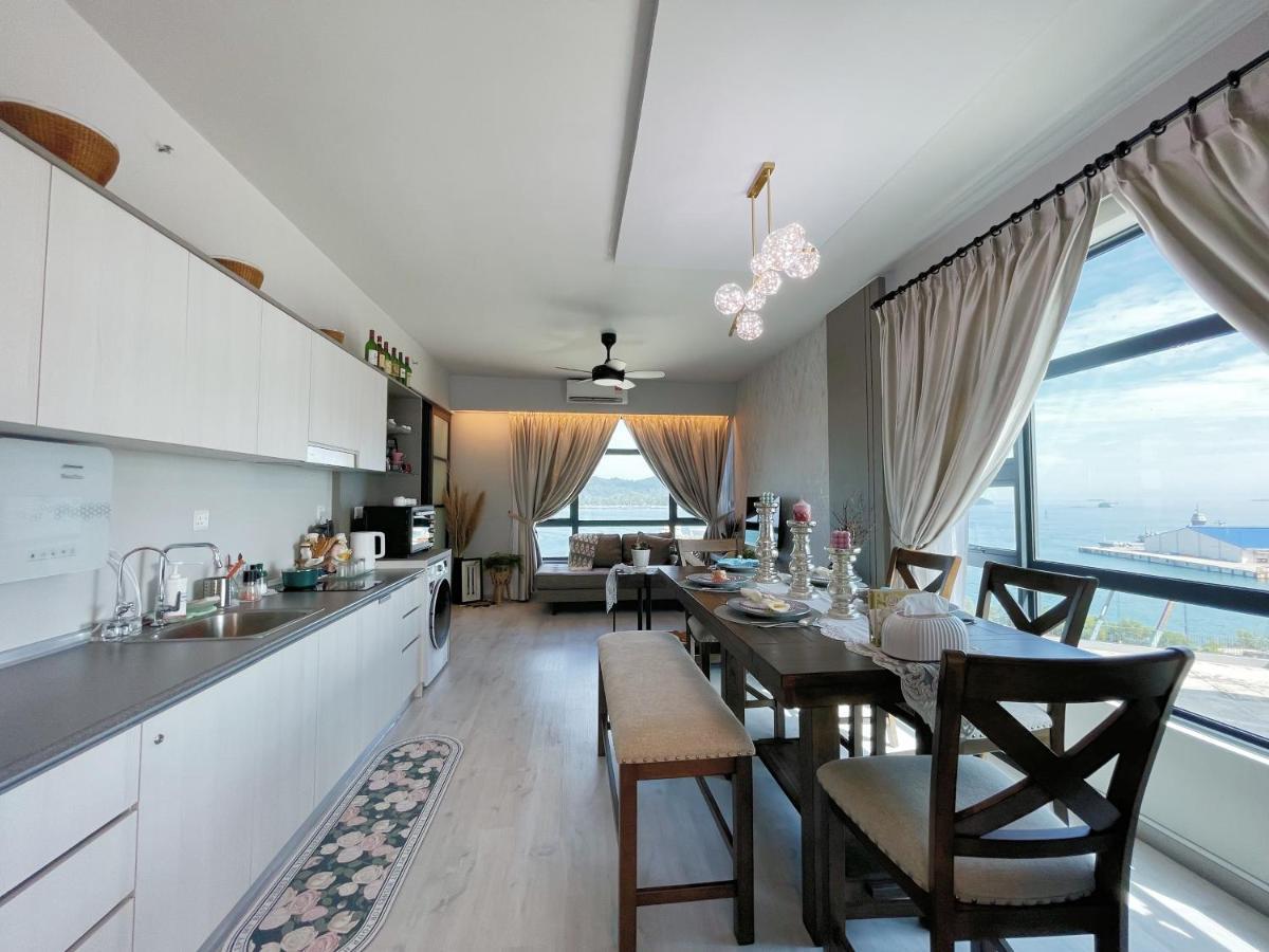 Seaside Lavender Suite Jesselton Quay Citypads Kota Kinabalu Exterior foto